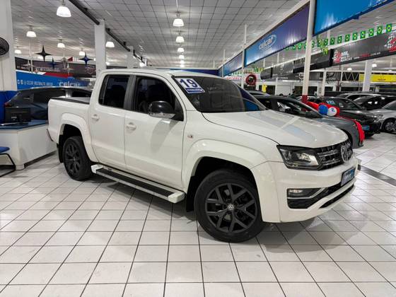 VOLKSWAGEN AMAROK 3.0 V6 TDI DIESEL HIGHLINE CD 4MOTION AUTOMÁTICO VOLKSWAGEN AMAROK 3.0 V6 TDI DIESEL HIGHLINE CD 4MOTION AUTOMÁTICO